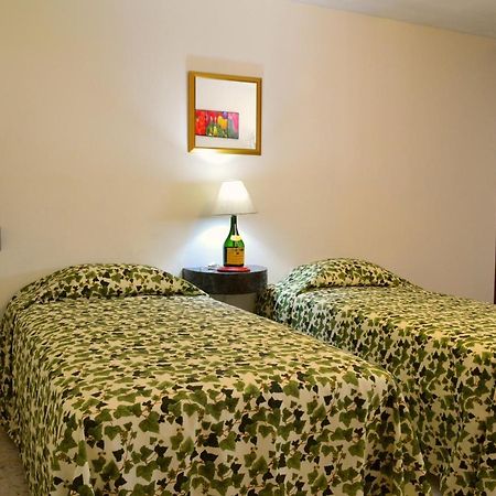 Hotel Sta Lucia Celaya  Ngoại thất bức ảnh